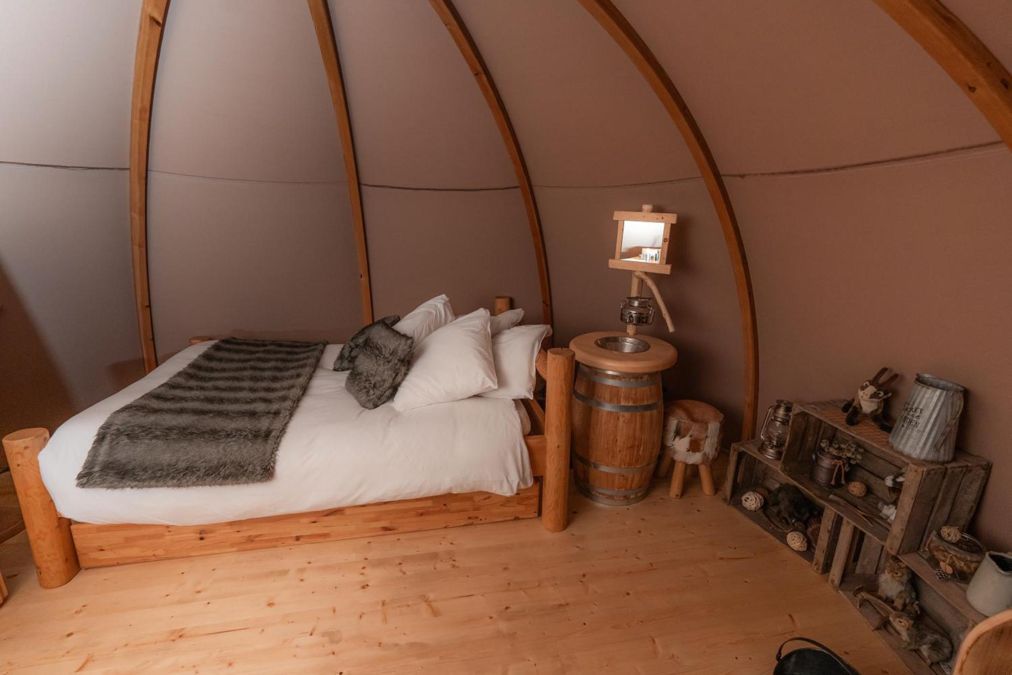 Altipik - Lodges Insolites Mont-Saxonnex Екстер'єр фото